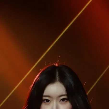 A moment captured by Chaeryeong (ITZY)'s fan