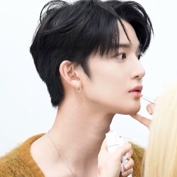 Latest photo of Bae Jinyoung