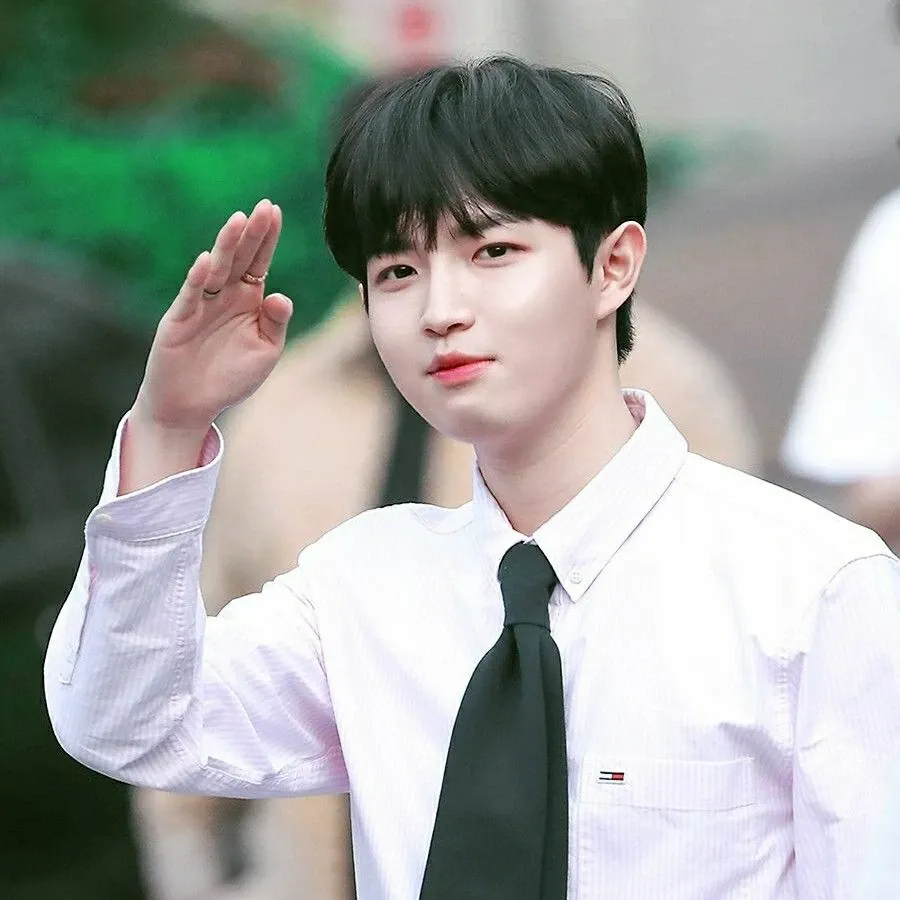 Recent activity shot of Kim Jaehwan