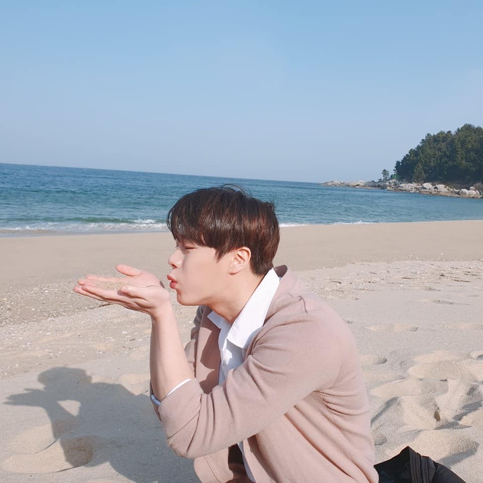 아스트로의 비하인드 컷