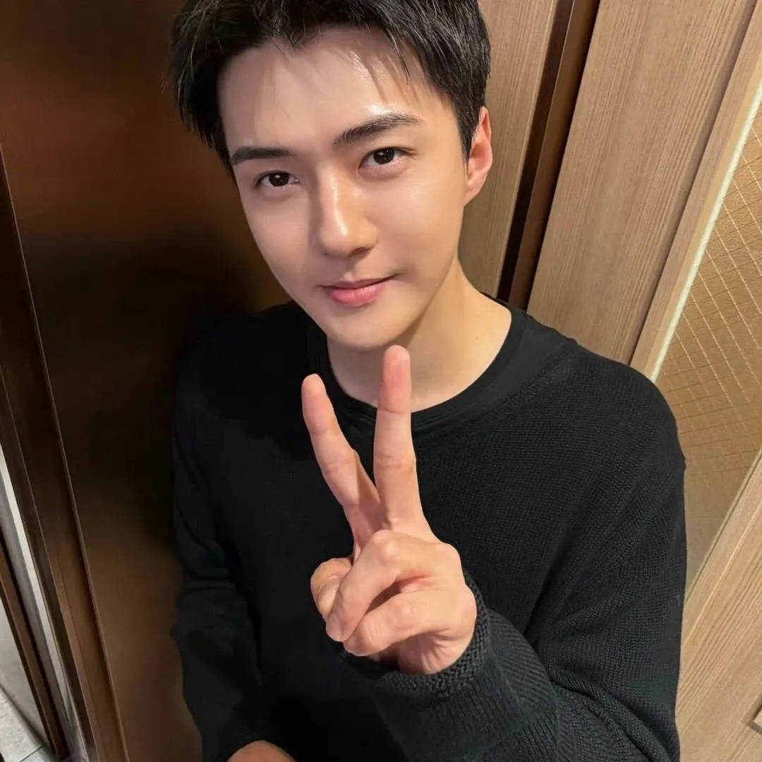세훈 (EXO) 최근 활동샷