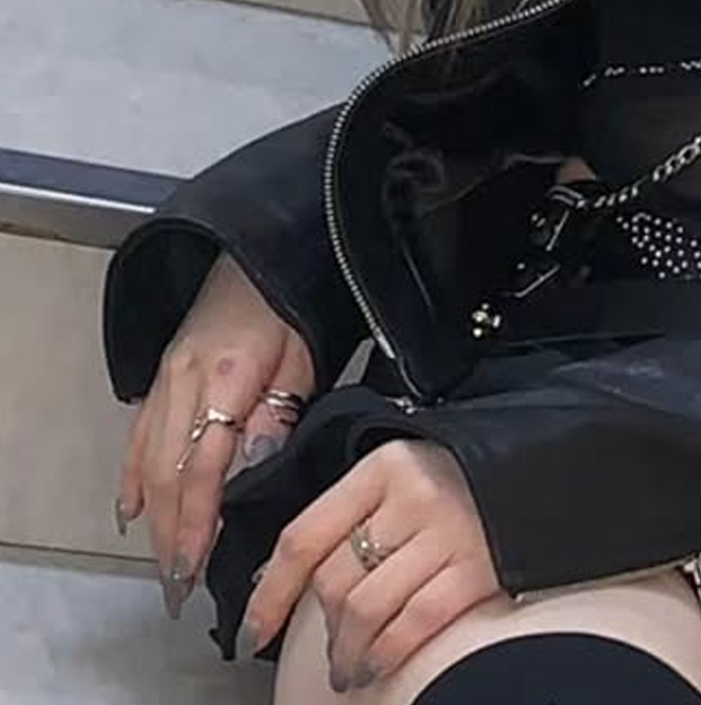 Foto terbaru HaSeul (ARTMS)