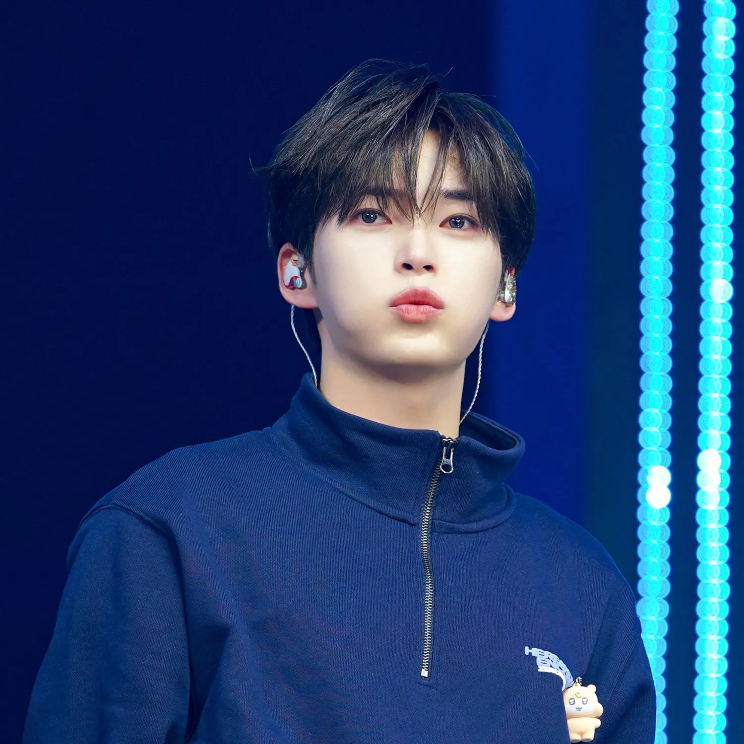 ソン・ハンビン (ZEROBASEONE)の舞台裏ショット