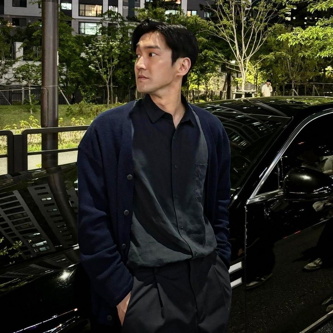 Latest photo of Siwon (Super Junior)