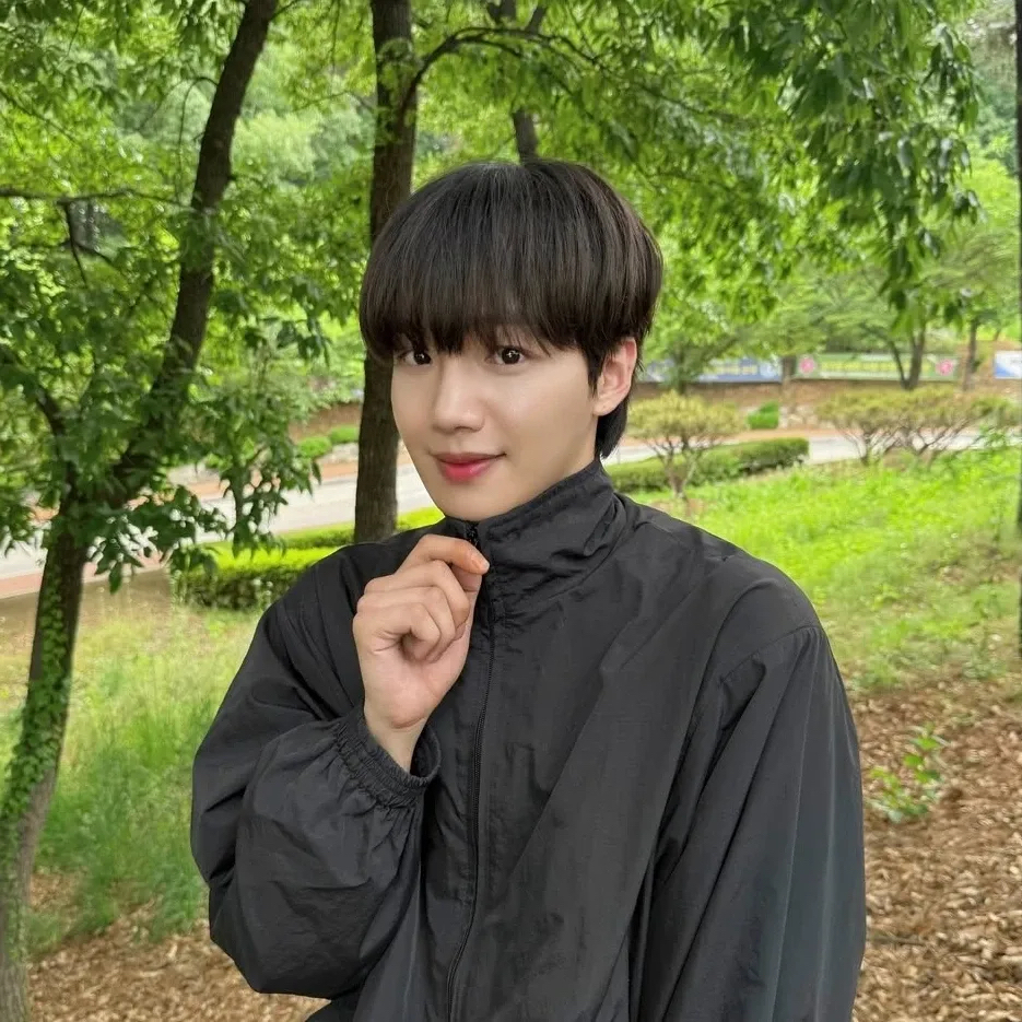 Latest photo of Lim Youngmin