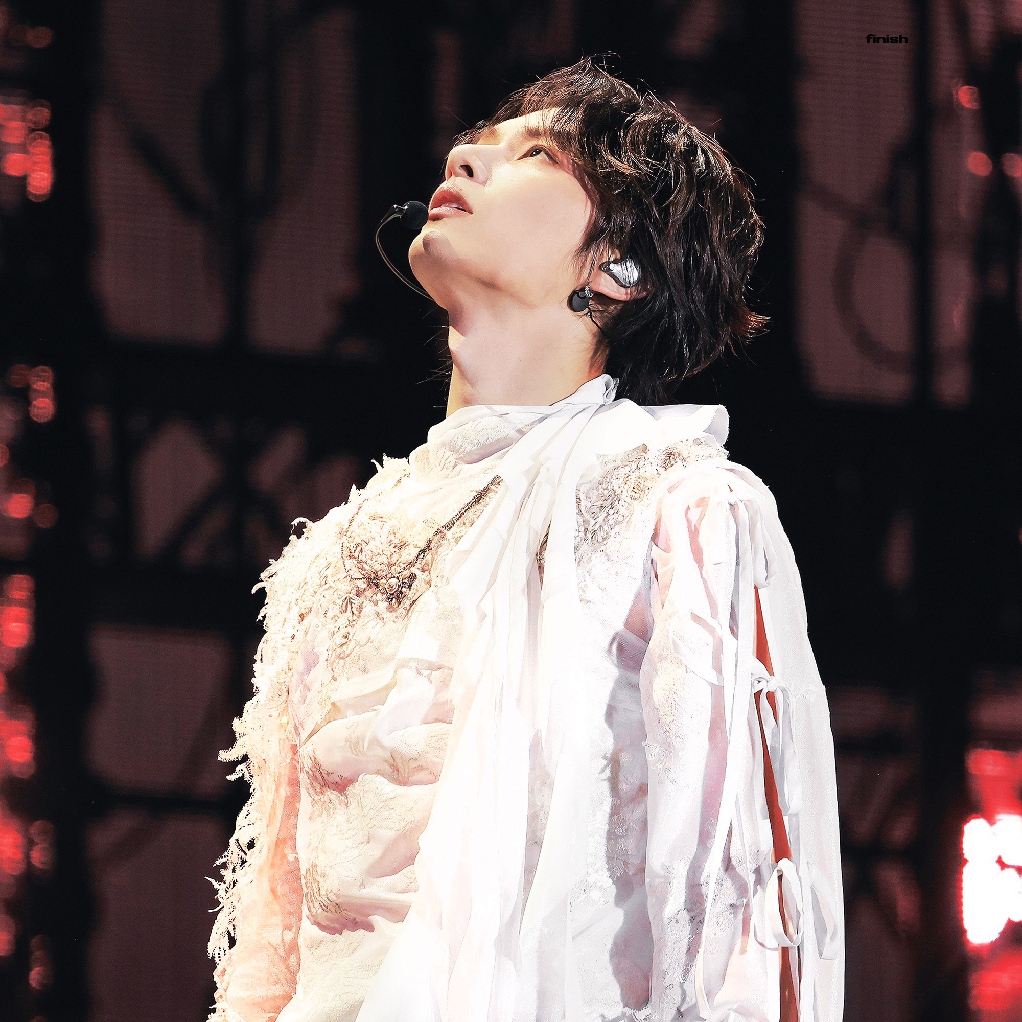 Behind-the-scenes cut of Jun (SEVENTEEN)