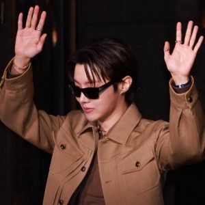 제이홉 (방탄소년단)의 비하인드 컷