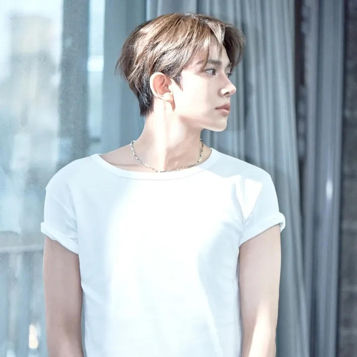 Foto aktivitas terbaru Heeseung