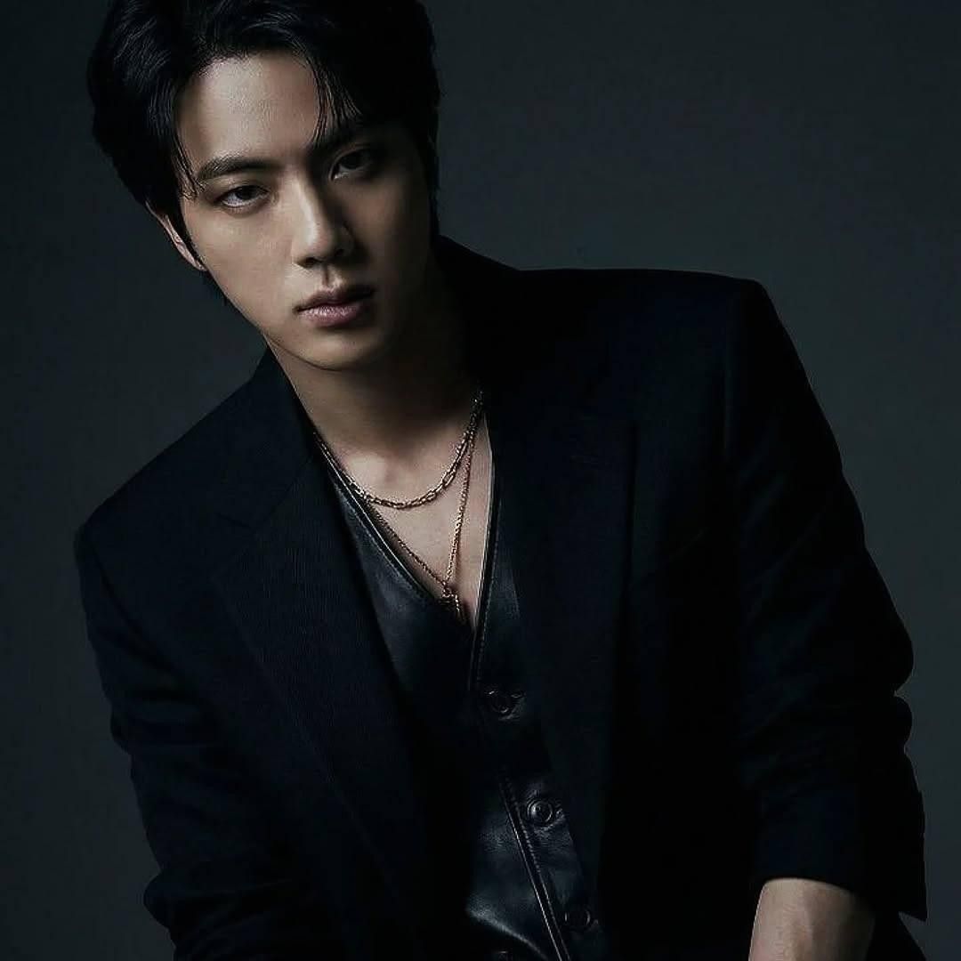 Momen yang diabadikan oleh penggemar Jin (BTS)
