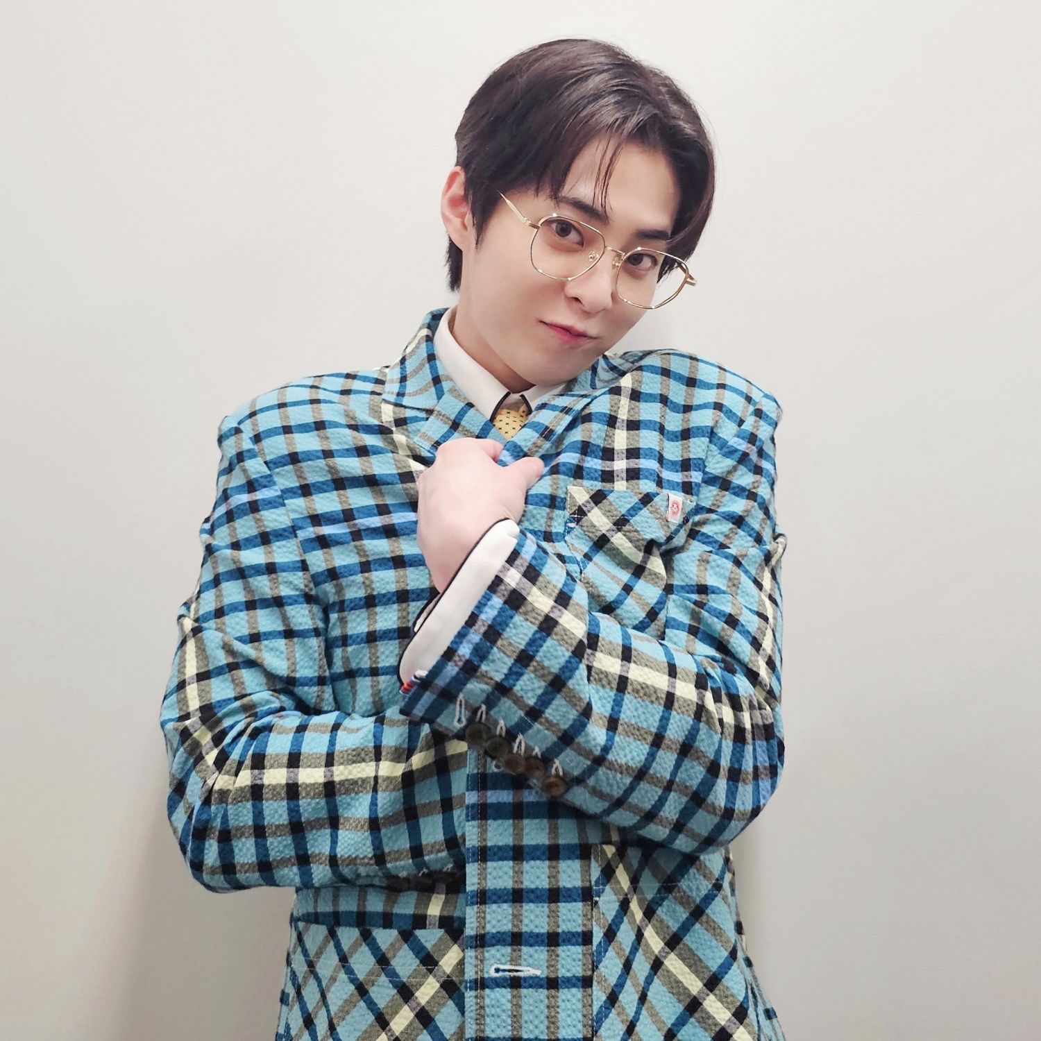 Behind-the-scenes cut of Xiumin (EXO)