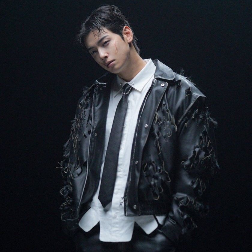 Latest photo of Eunwoo (ASTRO)