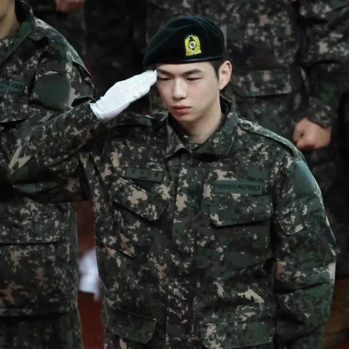 Foto aktivitas terbaru Kang Daniel