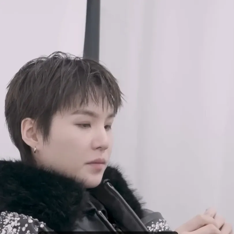 SUGA (BTS)の最新写真
