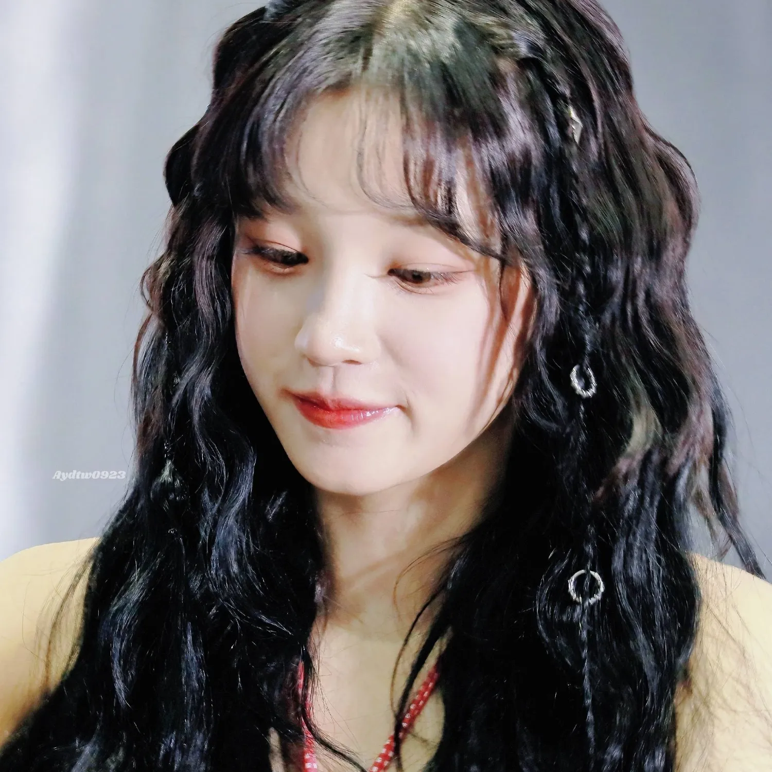 Recent activity shot of Yuqi (i-dle)