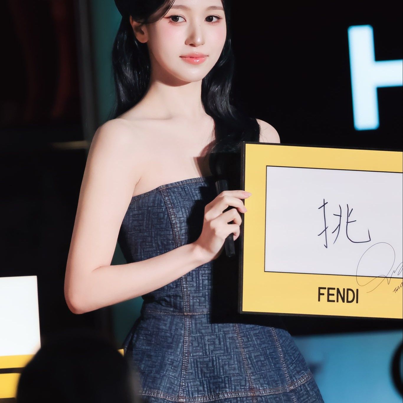 미나 (TWICE) 최근 활동샷