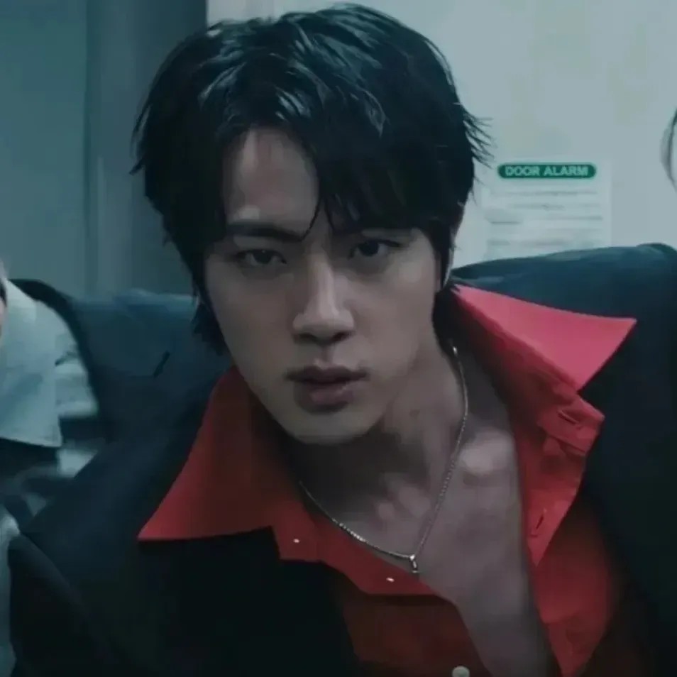 진 (방탄소년단)의 비하인드 컷