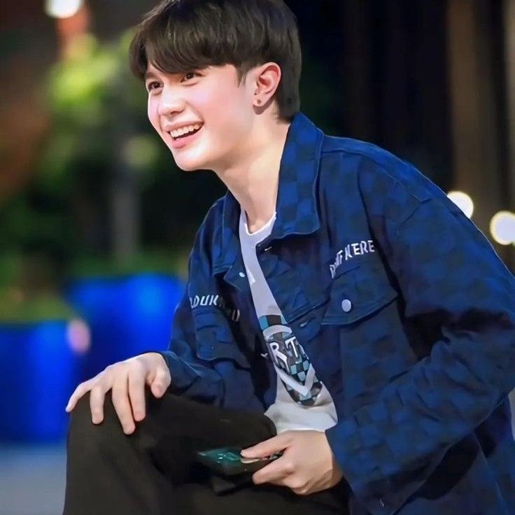 A moment captured by William (LYKN)'s fan