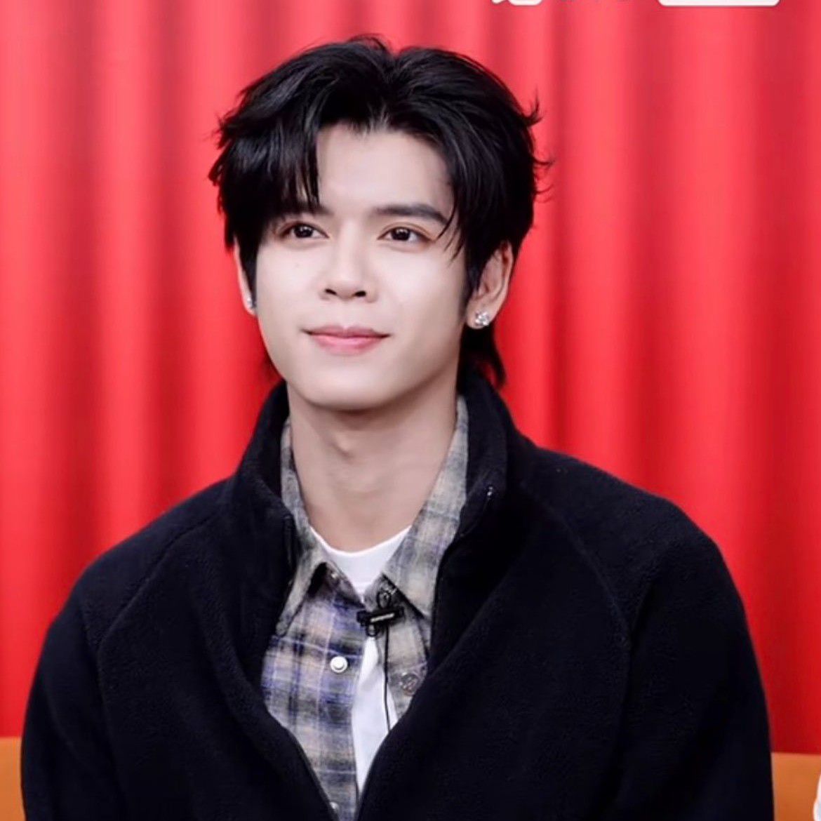 Behind-the-scenes cut of DORN (NexT1DE)