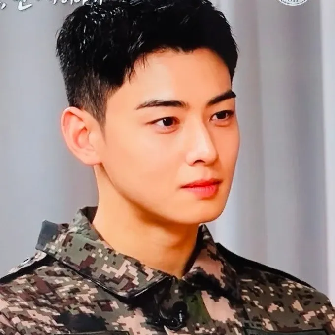 Behind-the-scenes cut of Eunwoo (ASTRO)