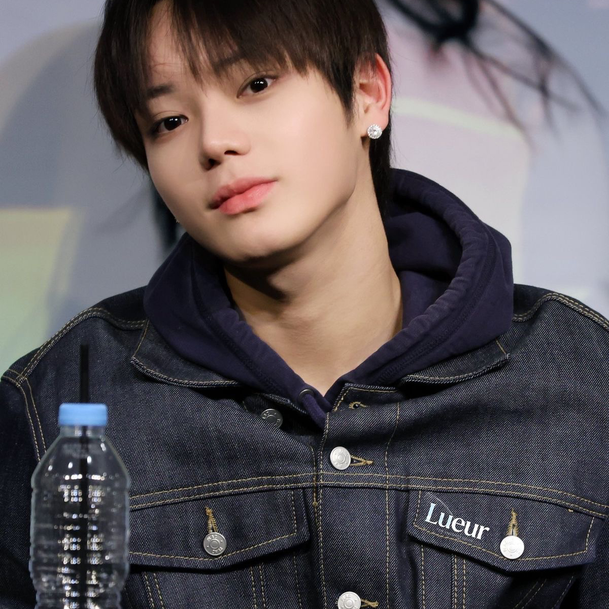 A moment captured by Ohyul (LNGSHOT)'s fan