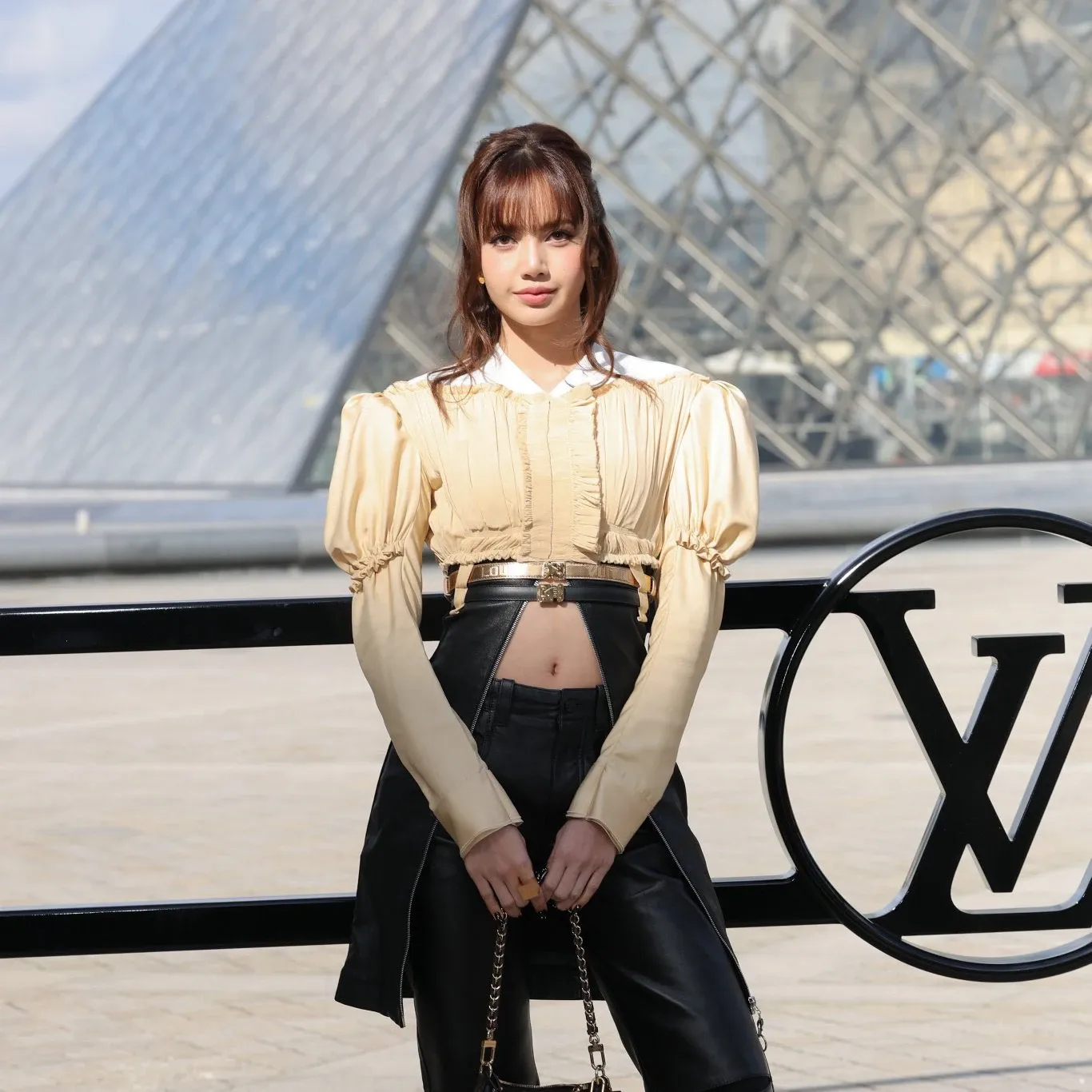 Lisa (BLACKPINK)的最新照片