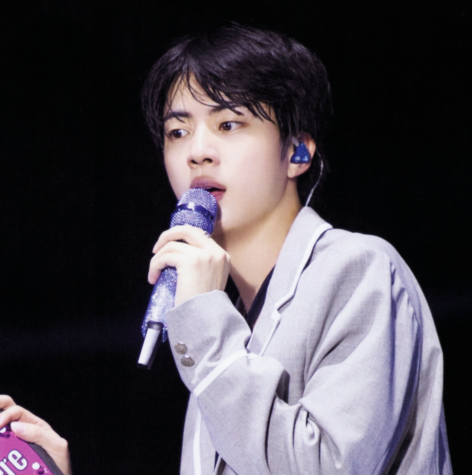 진 (방탄소년단)의 최신 사진