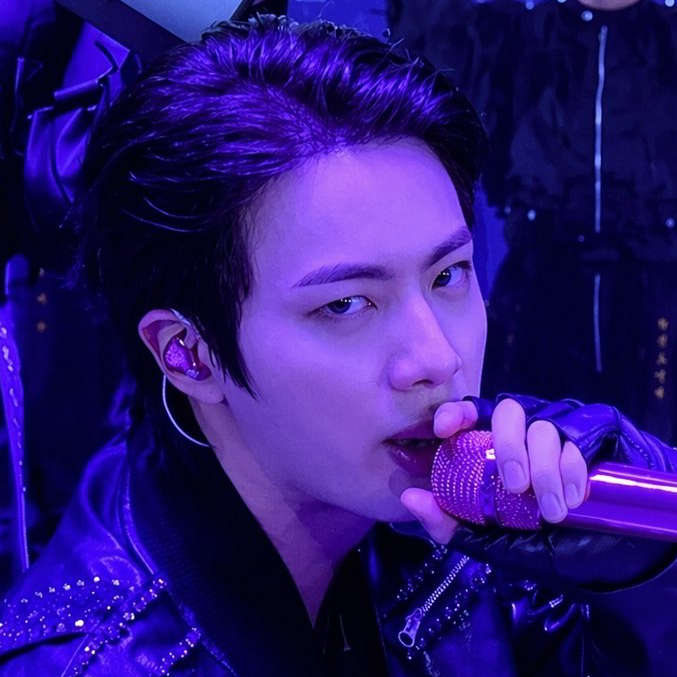 Foto terbaru Jin (BTS)
