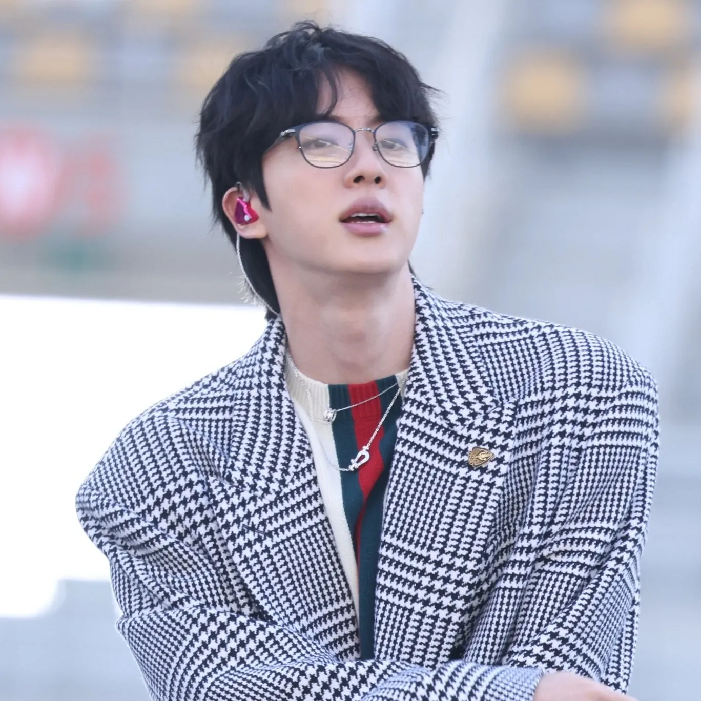 Foto aktivitas terbaru Jin (BTS)