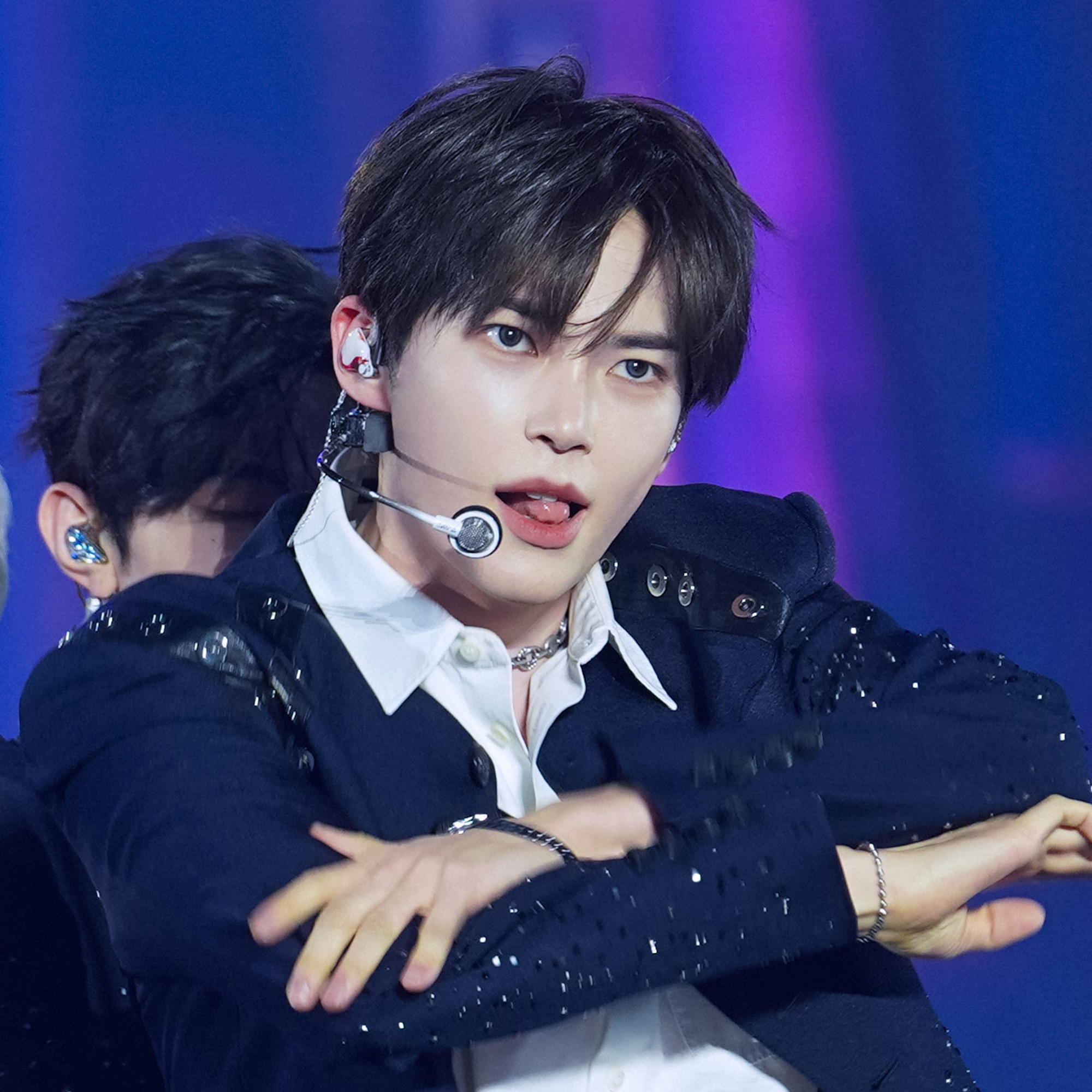 ソン・ハンビン (ZEROBASEONE)の最新写真