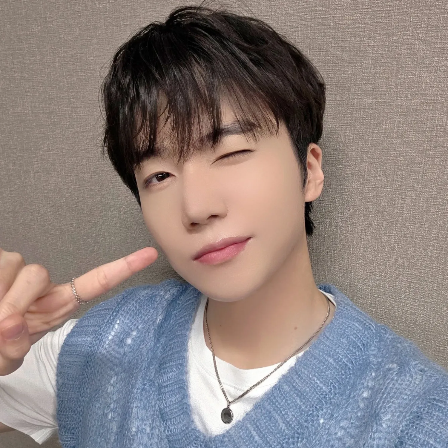 Latest photo of Jinho (PENTAGON)