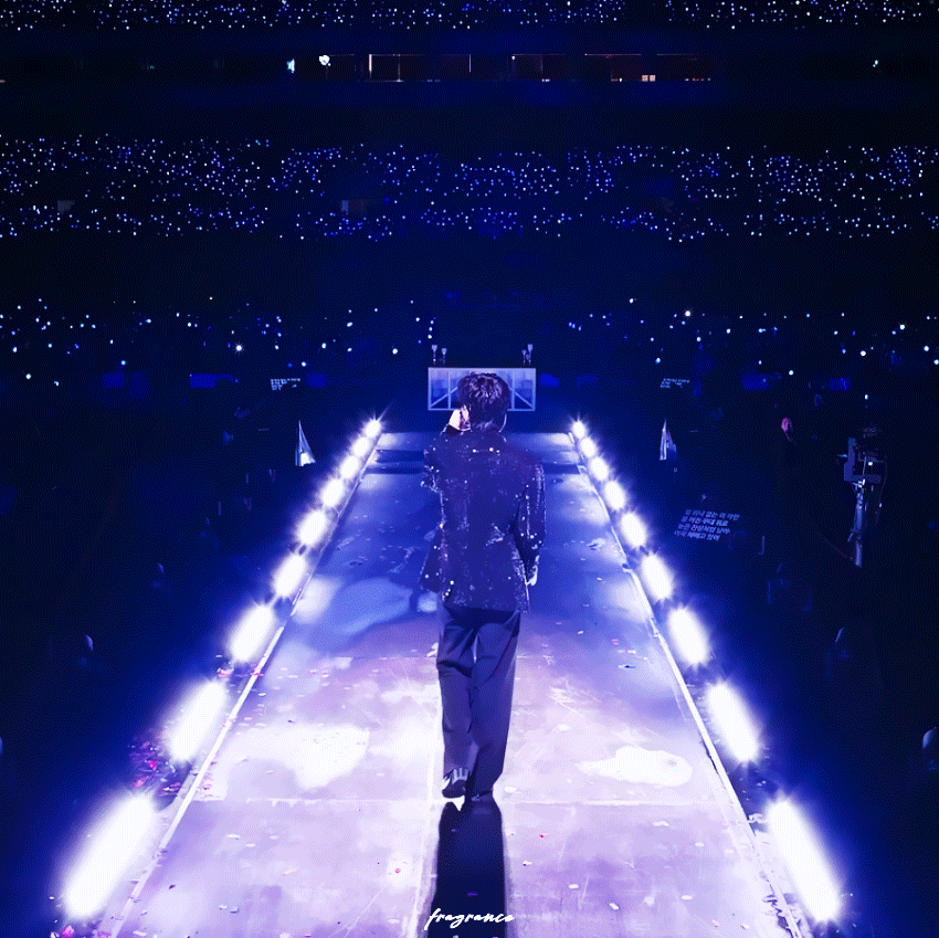 ジン (BTS)の舞台裏ショット