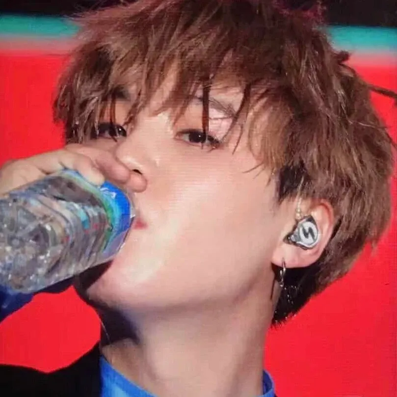 Momen yang diabadikan oleh penggemar SUGA (BTS)