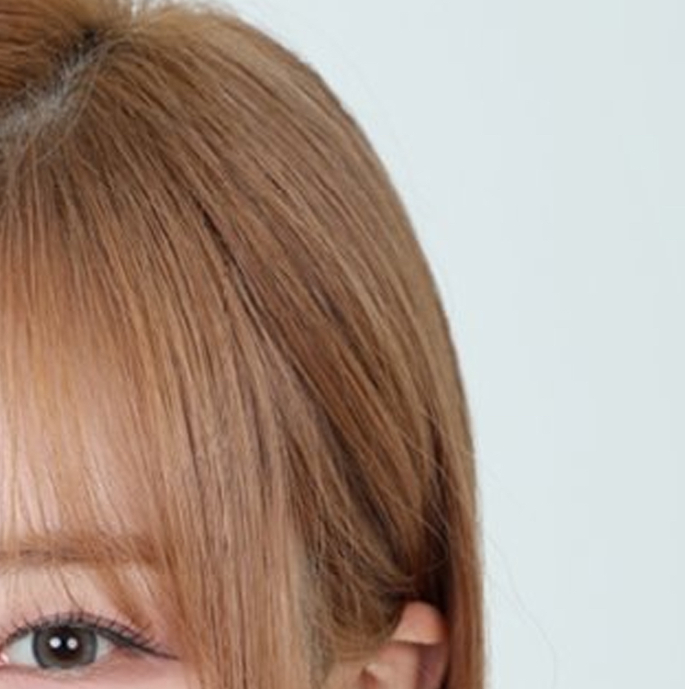 Recent activity shot of HaSeul (ARTMS)