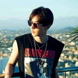 Behind-the-scenes cut of Eunhyuk (Super Junior)