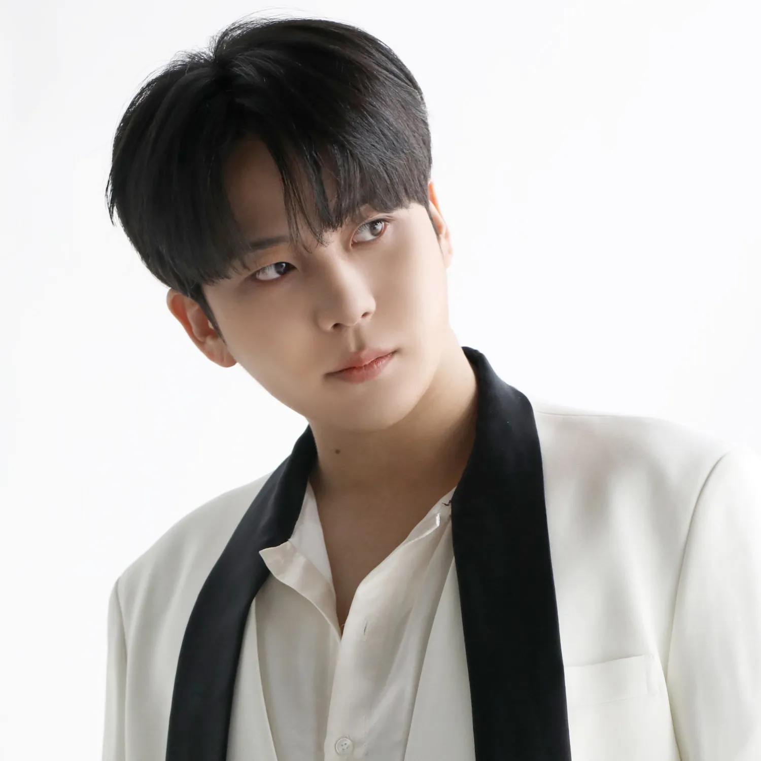 ATEEZの舞台裏ショット