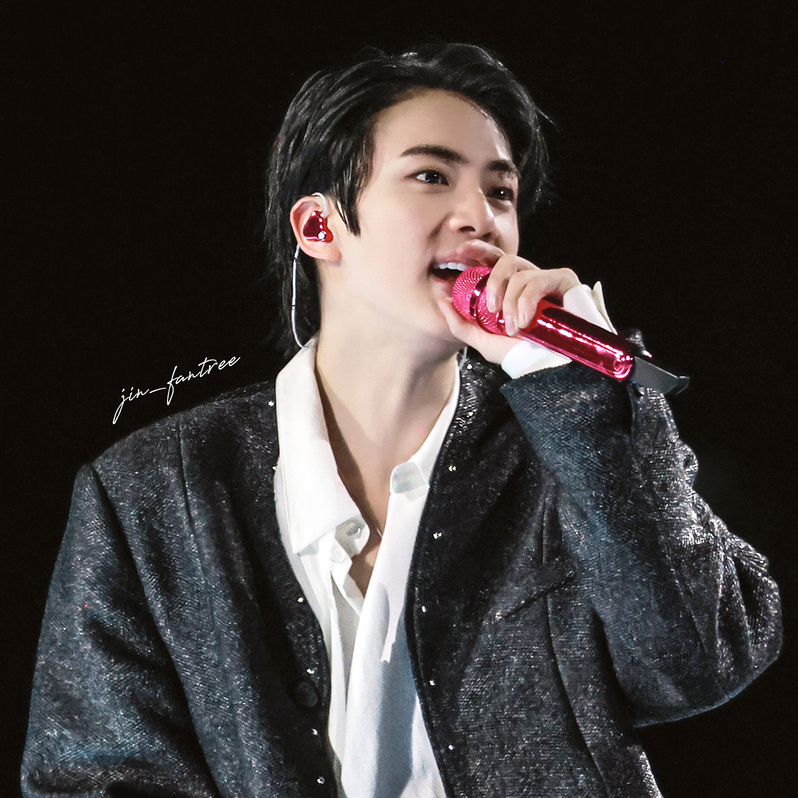 Behind-the-scenes cut of Jin (BTS)