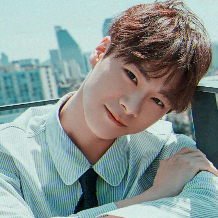 Latest photo of Moonbin (ASTRO)