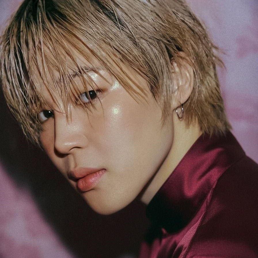 Latest photo of Jimin (BTS)