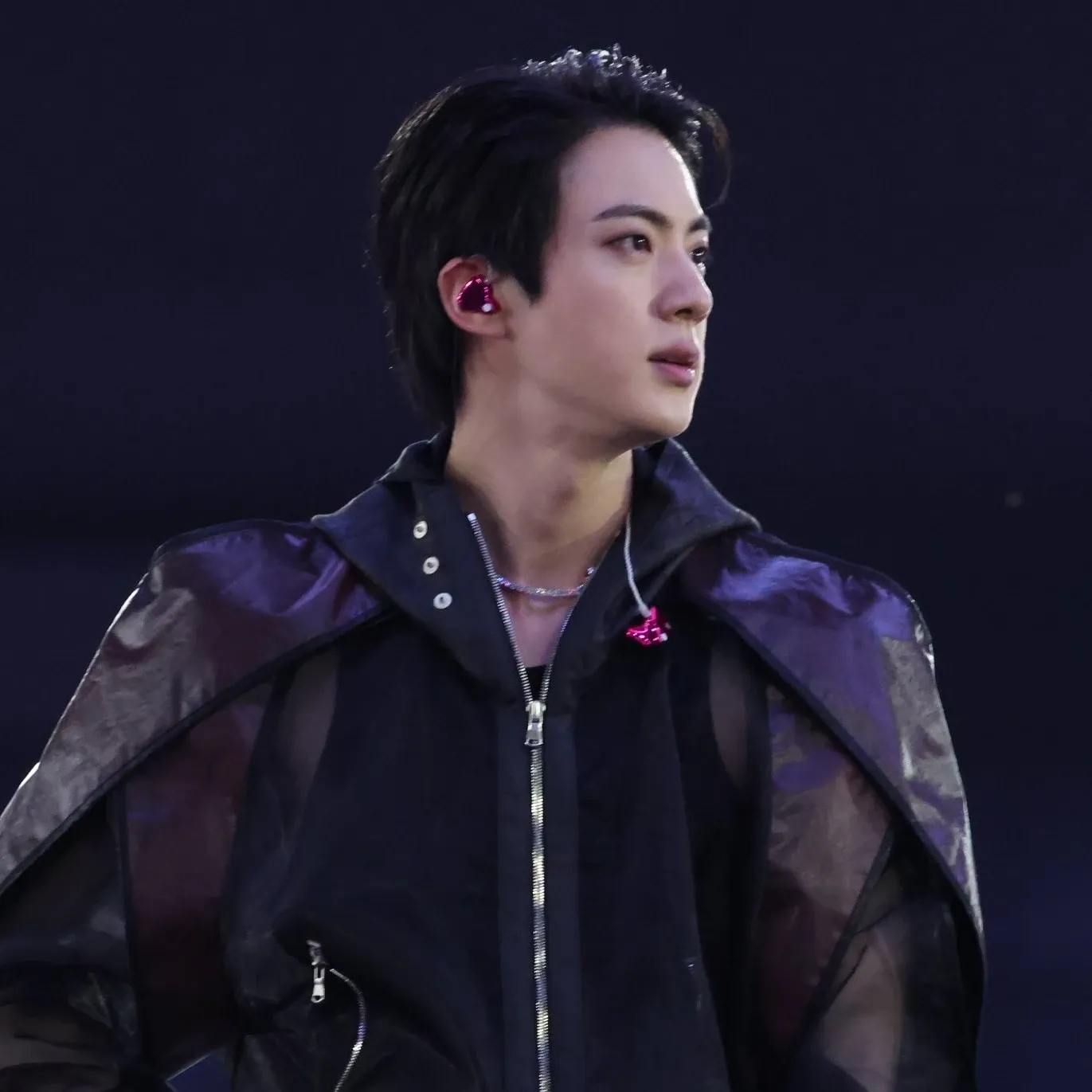 Potret di balik layar Jin (BTS)