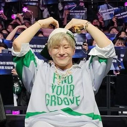 ASTROの最新写真