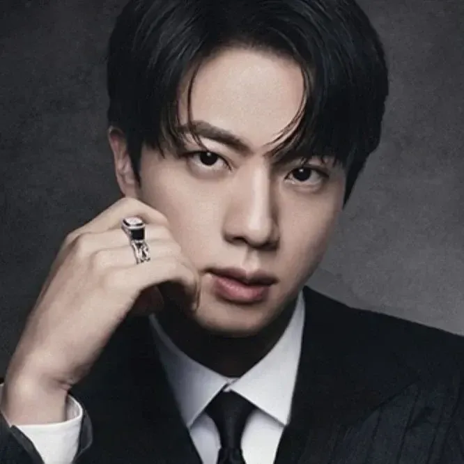 A moment captured by Jin (BTS)'s fan