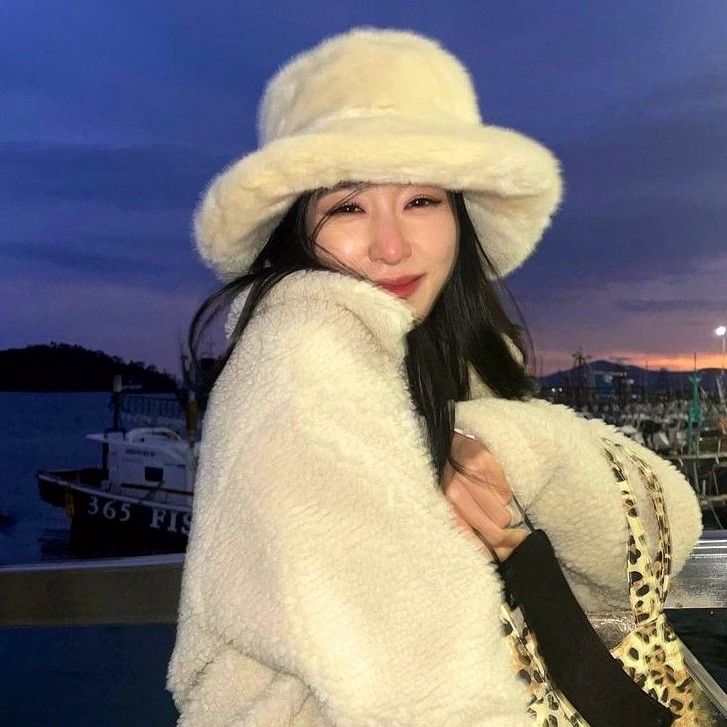 A moment captured by Tiffany Young (Girls' Generation)'s fan