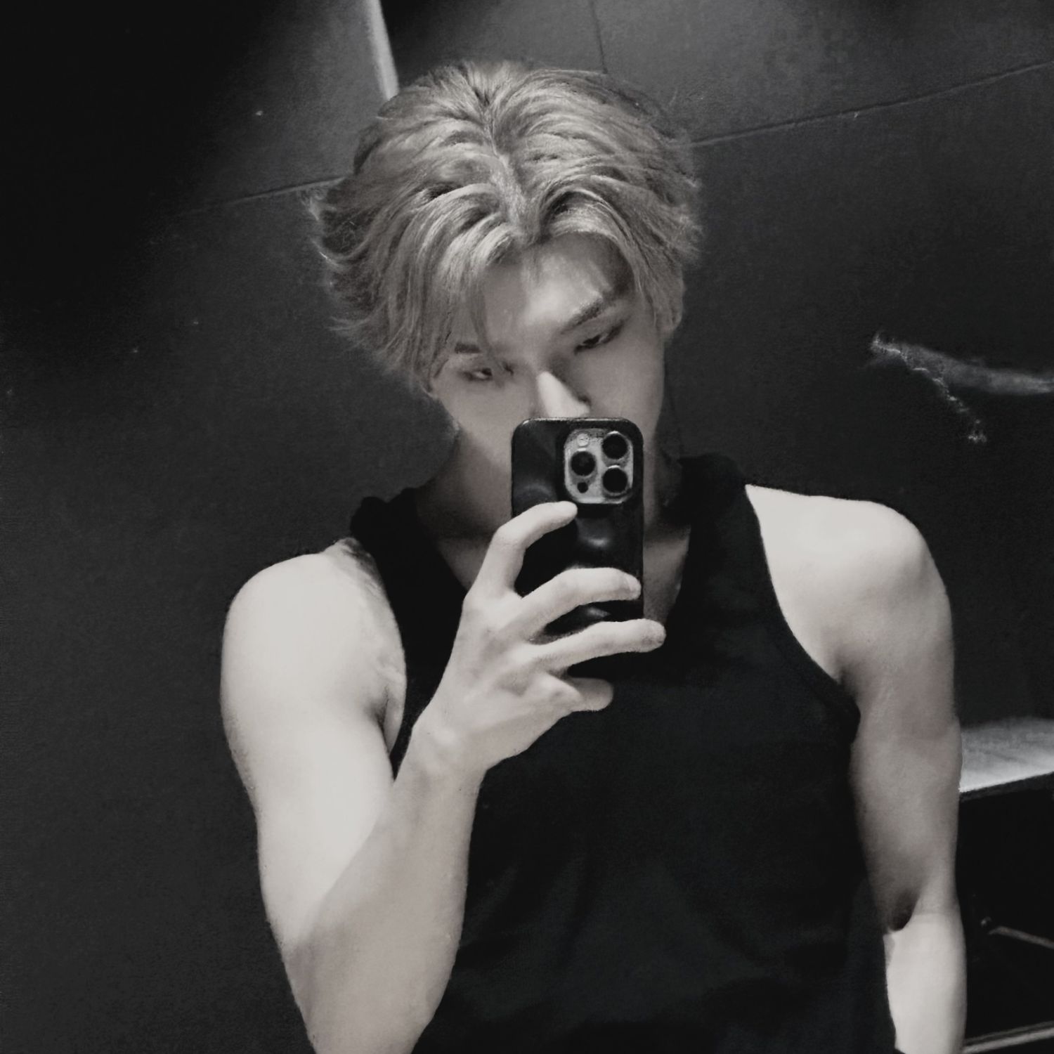 Latest photo of He Xinlong (ALPHA DRIVE ONE)