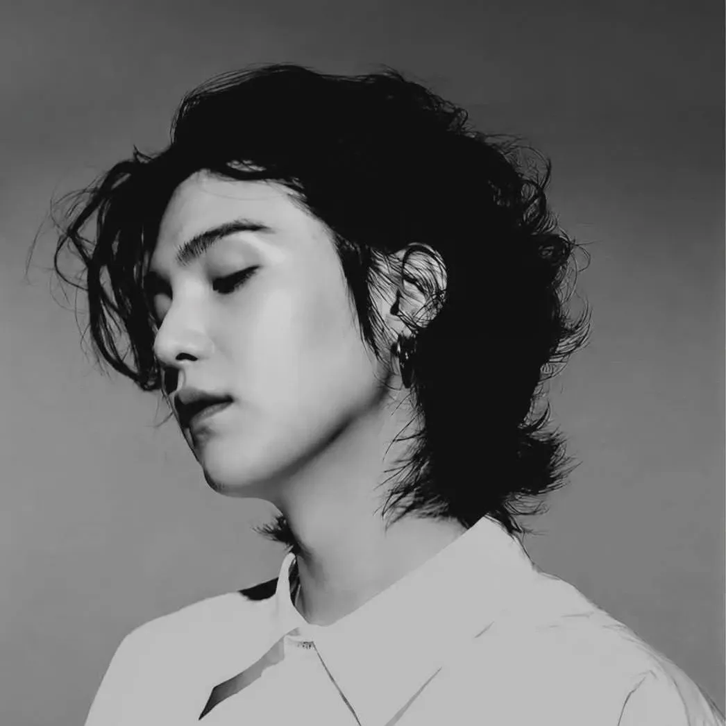 슈가 (방탄소년단)의 최신 사진