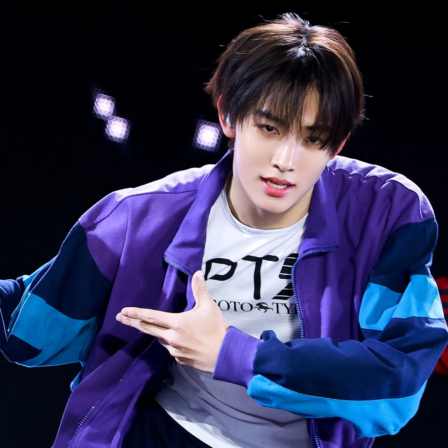 Feed komunitas K-pop terpanas hari ini