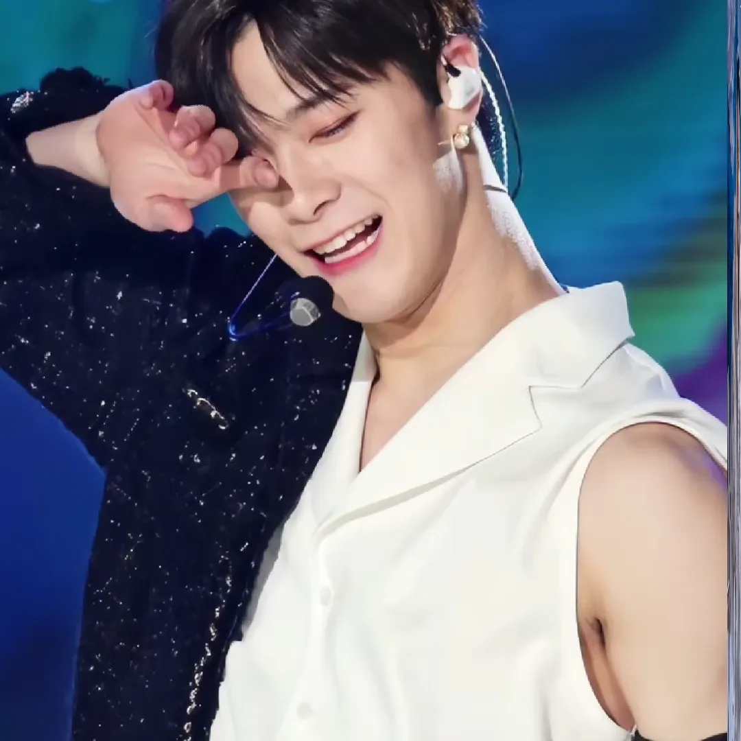 Recent activity shot of Moonbin (ASTRO)