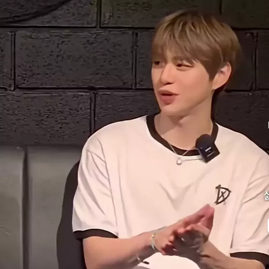 강다니엘의 최신 사진