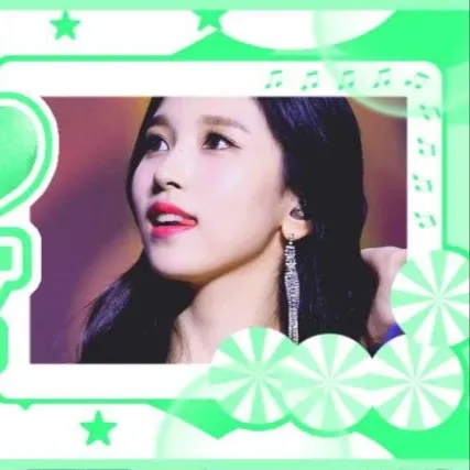 Foto aktivitas terbaru Mina (TWICE)