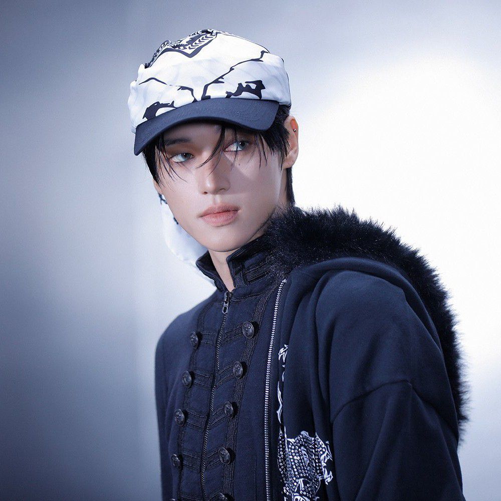 우영 (에이티즈) 최근 활동샷