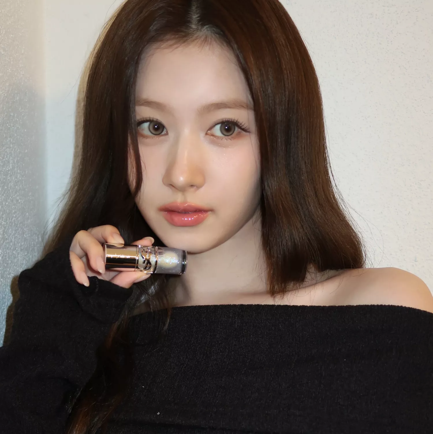 Momen yang diabadikan oleh penggemar Sana (TWICE)